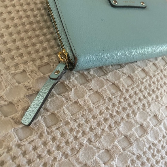 Kate Spade Wallet - Picture 3 of 7
